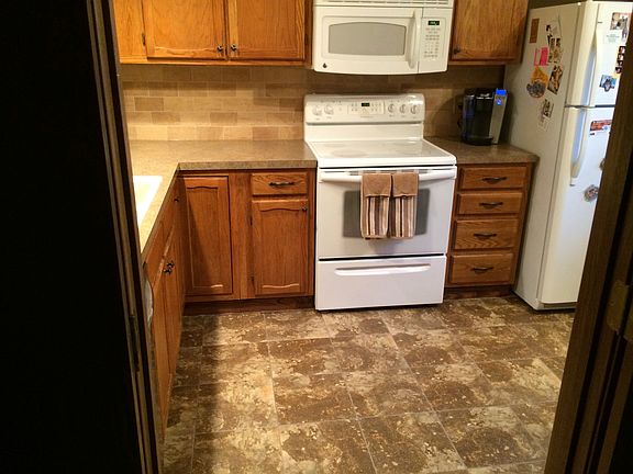4th image of 2254 Pine Top Ct