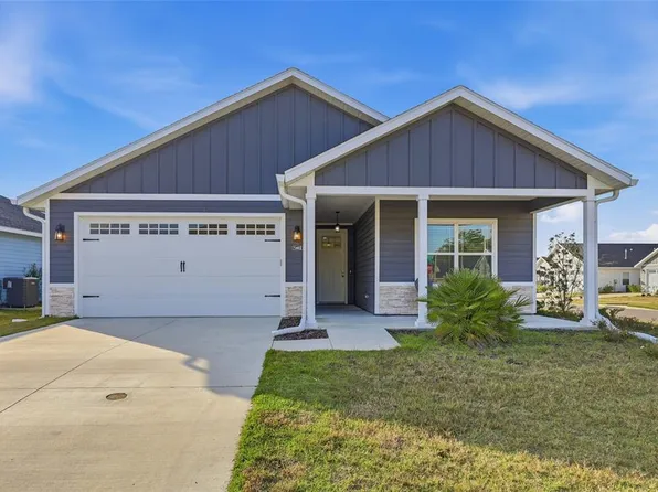 1402 SW 67th Dr, Gainesville, FL 32607