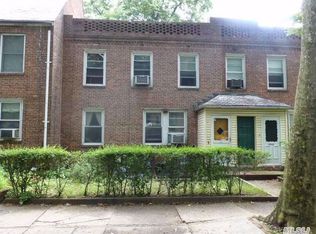 3963 46th St, Sunnyside, NY 11104