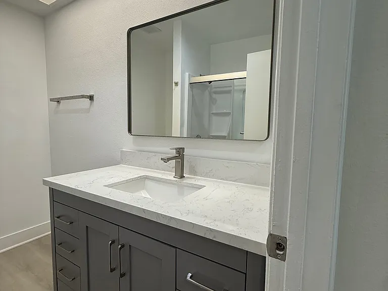 7522 Amazon Dr #8 — Photo 10