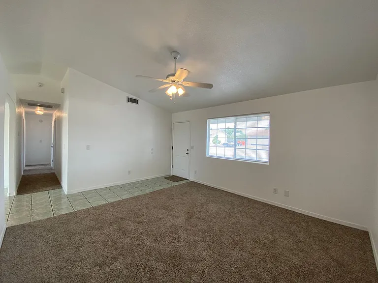6582 W Hershey Way — Photo 5