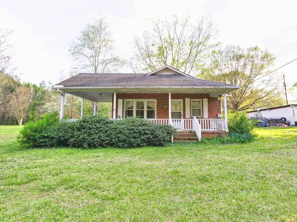 182 Garvin Lake Rd, Gaffney, SC 29340