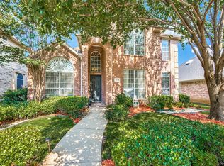 1233 Collin Dr, Lewisville, TX 75077