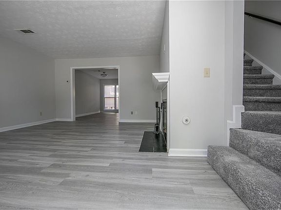 2nd image of 3506 Folkstone Dr
