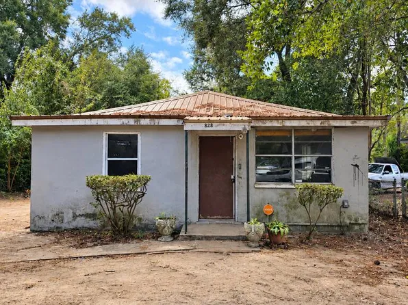 828 Gordon Ave, Albany, GA 31701