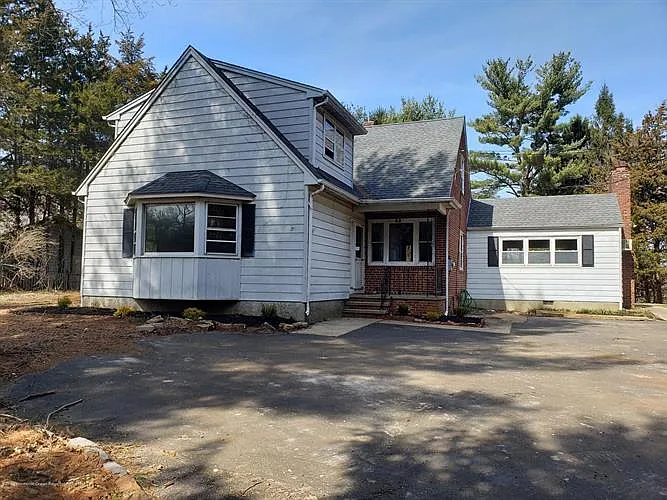 115 State Route 33 photo 1