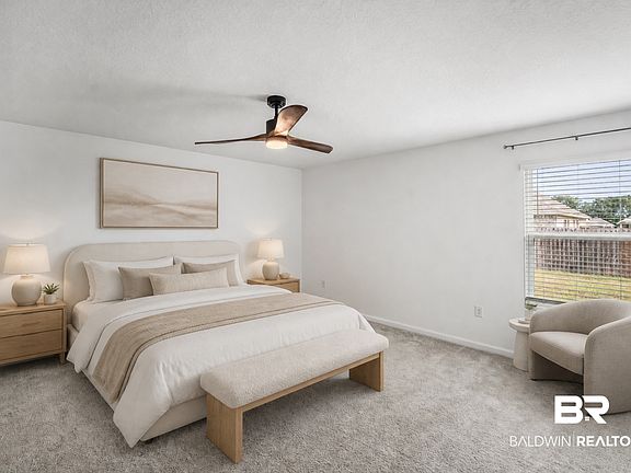 4th image of 16933 Valencia Way