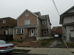 202 Stanley Pl, Hackensack, NJ 07601