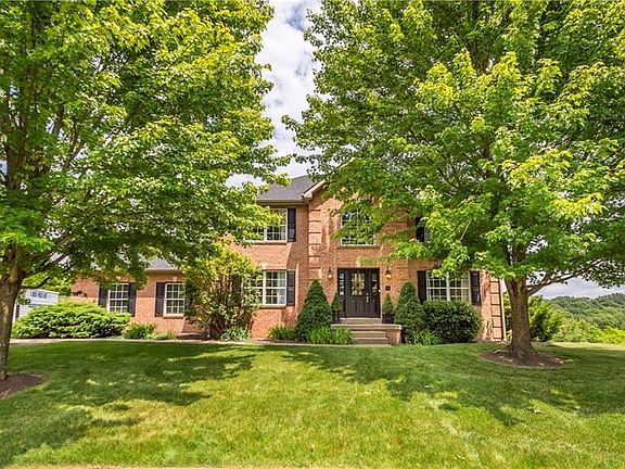 2nd image of 1063 S Lake Dr