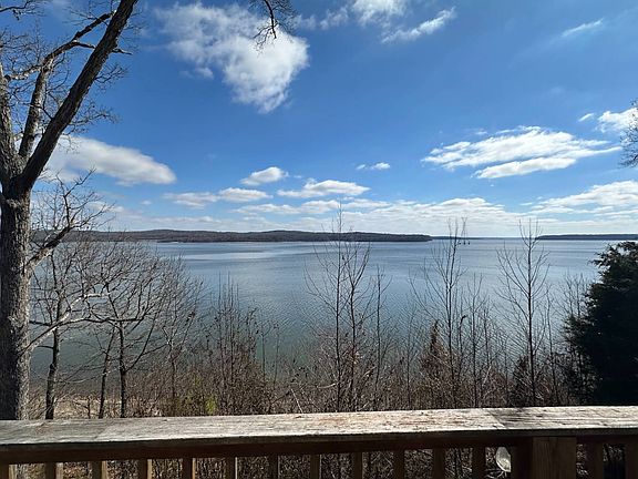 5th image of 762 Lakehill Beach Estates Rd