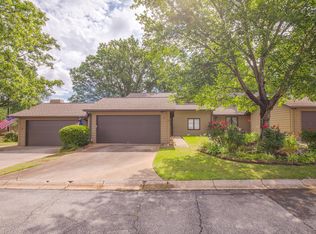 105 Tanager Cir, Greer, SC 29650