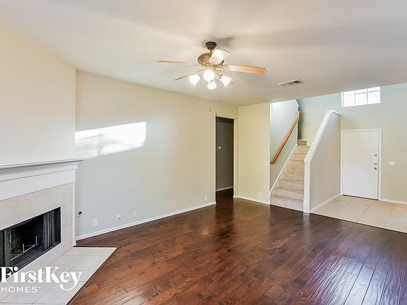 2nd image of 7817 Harvest Hill Rd
