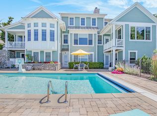 862 Monroe Blvd, South Haven, MI 49090