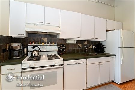 4th image of 4745 N Ravenswood Ave APT 204