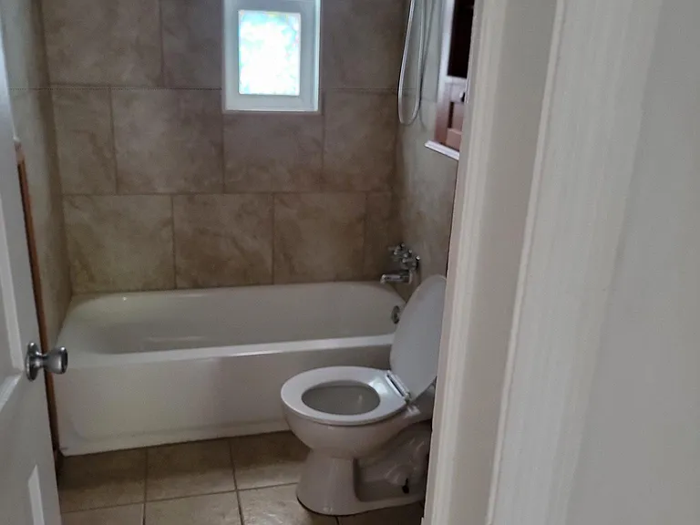 5405 Douglas St — Photo 7