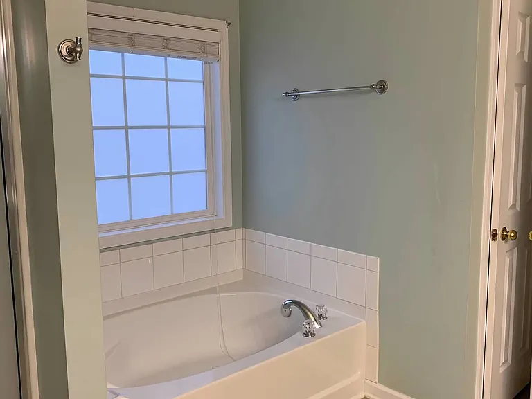 200 Farm Brook Way — Photo 33