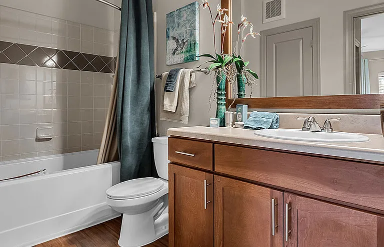 Andros Isles Apartments — Photo 16