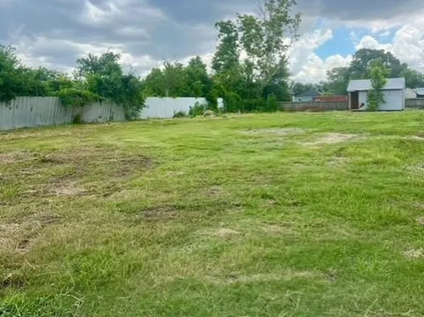 4310 Bennington St, Houston, TX 77016