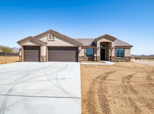 2355 E Cactus Wren Rd, Kingman, AZ 86409