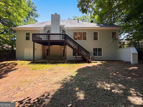 5th image of 797 Deerwood Dr
