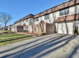 9956 Johnnycake Ridge Rd APT E15, Painesville, OH 44077