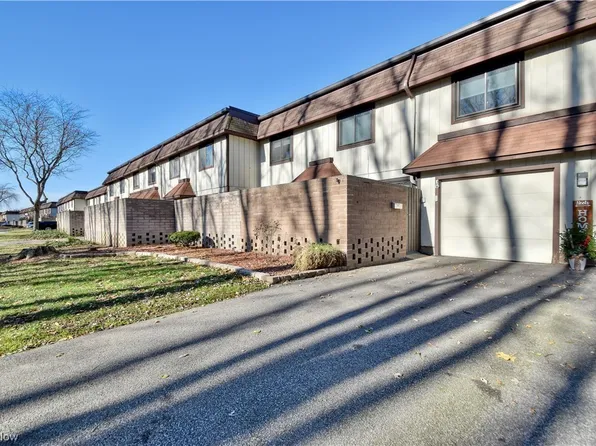 9956 Johnnycake Ridge Rd APT E15, Painesville, OH 44077