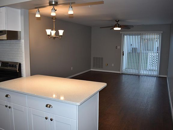 Dining/living area