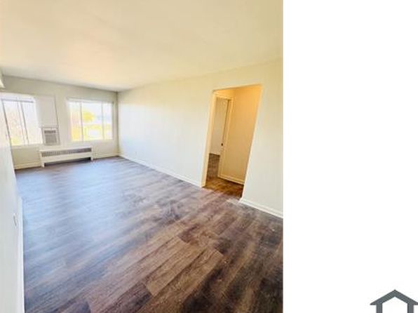 1300 Constitution Ave NE APT 104