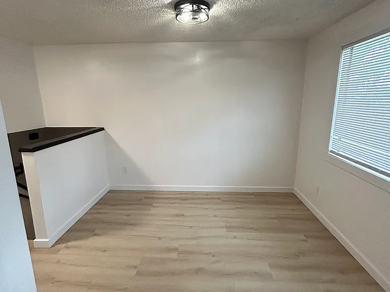 14006 E Springfield Ave — Photo 3