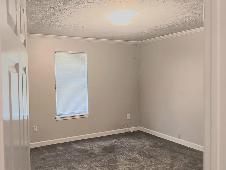 55 Norvel Dr — Photo 13