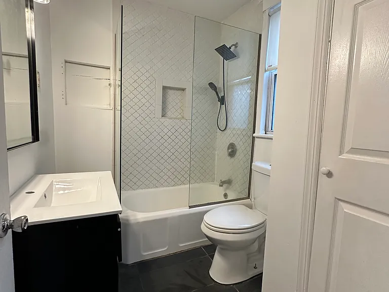 173 Corabelle Ave #1 — Photo 5