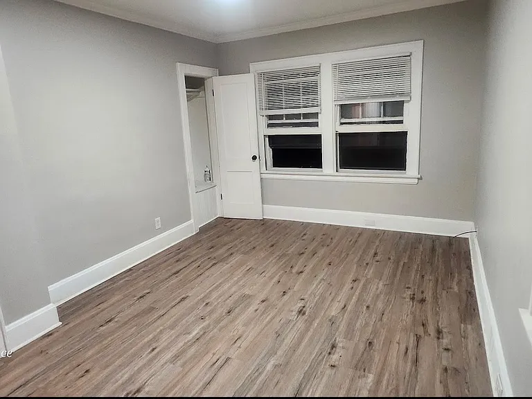 2044 Highland Ave #4 — Photo 12