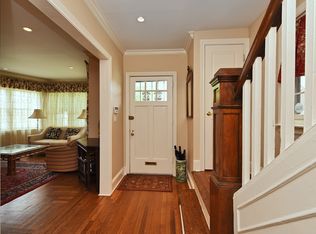 6936 Harrow St, Flushing, NY 11375