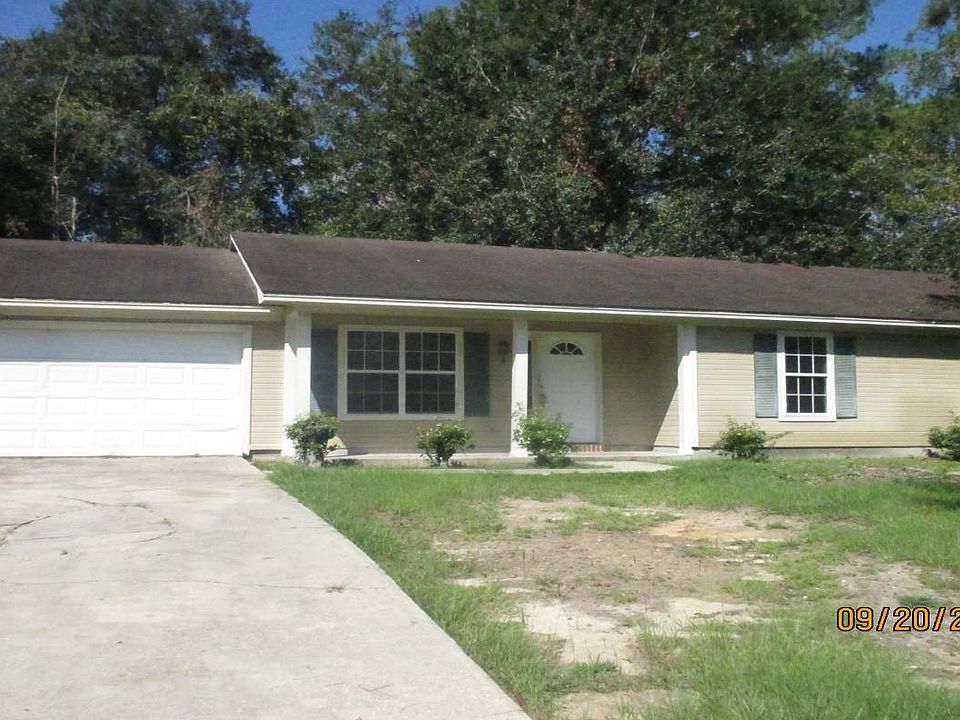 1st image of 2702 Banks Cir