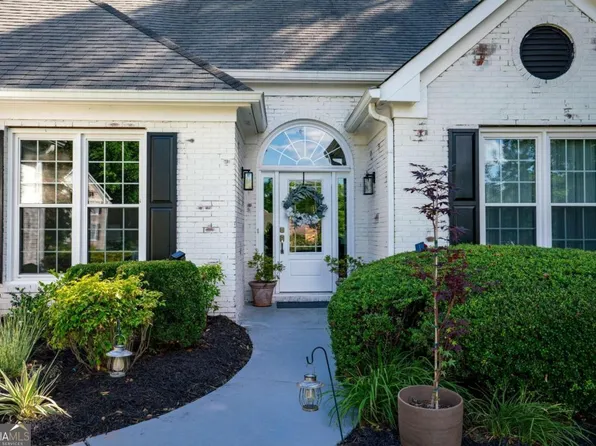 1140 S Rudder Rd, Cumming, GA 30041