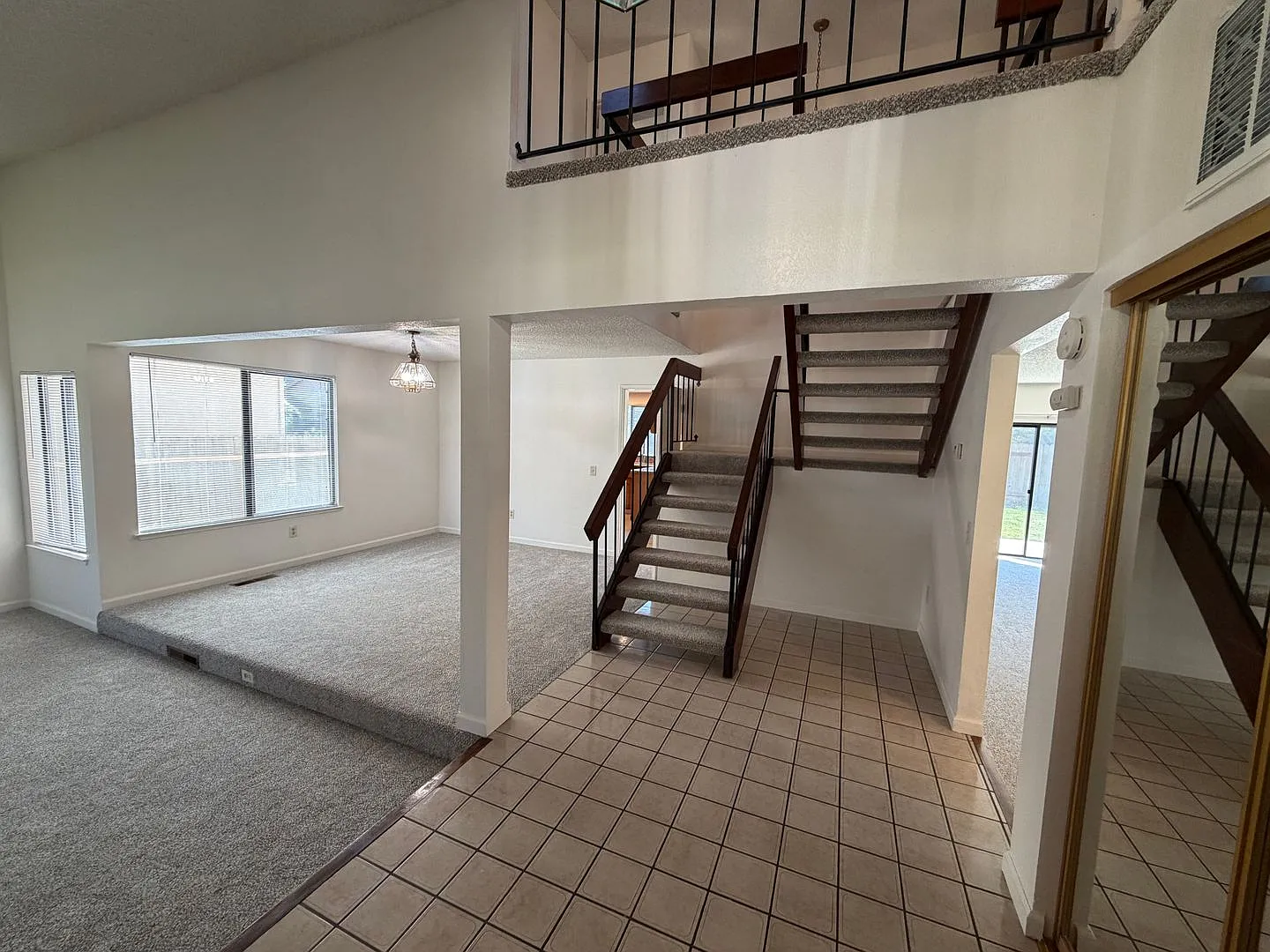 Updated Home in Pocket-Greenhaven Area! — Photo 2