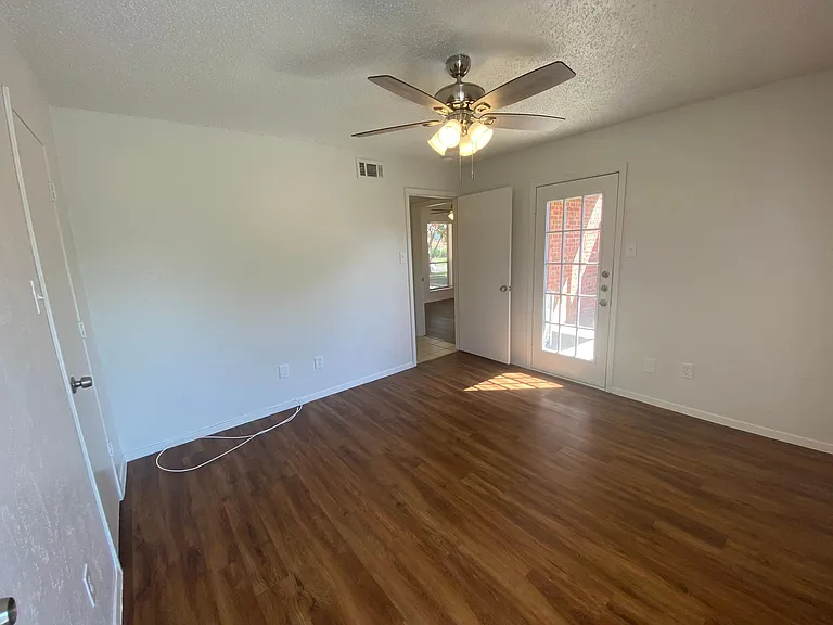 5540 Brookview Ct #A — Photo 15