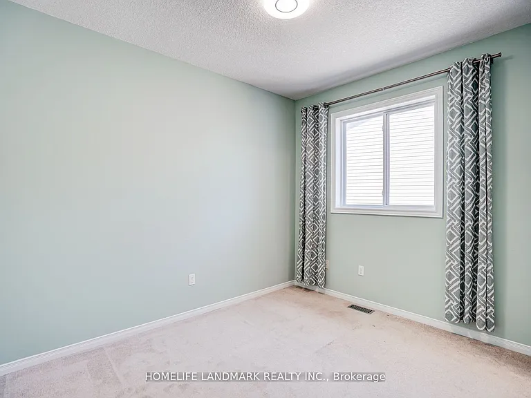 629 College Ave — Photo 23