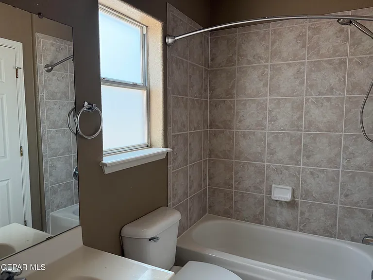 917 Tecate Pl — Photo 26