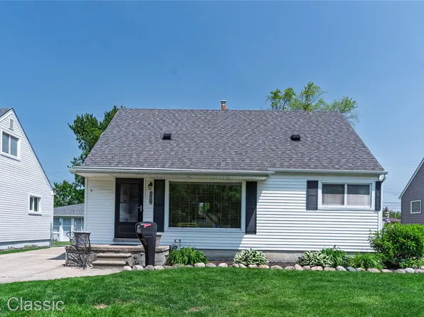 29856 Chester St, Garden City, MI 48135