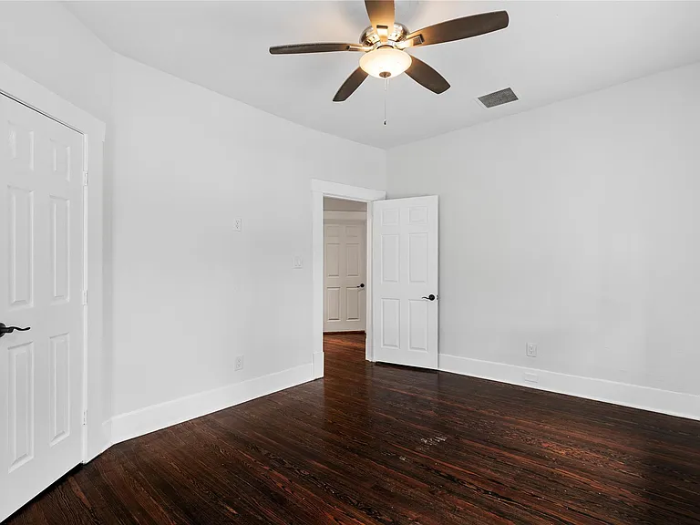 1210 Hawthorne St — Photo 31