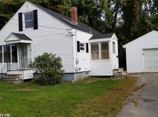 5 Charles Ave, Winslow, ME 04901