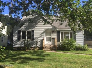 1957 36th St SW, Wyoming, MI 49519