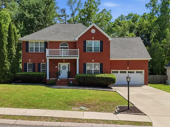 8680 Belleau Woods Dr, Chattanooga, TN 37421
