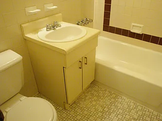 Rented by DSA Realty Midtown West