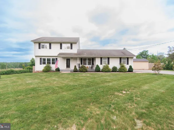 261 Lambertville Hopewell Rd, Hopewell, NJ 08525