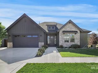 687 S Short Ln, Eagle, ID 83616