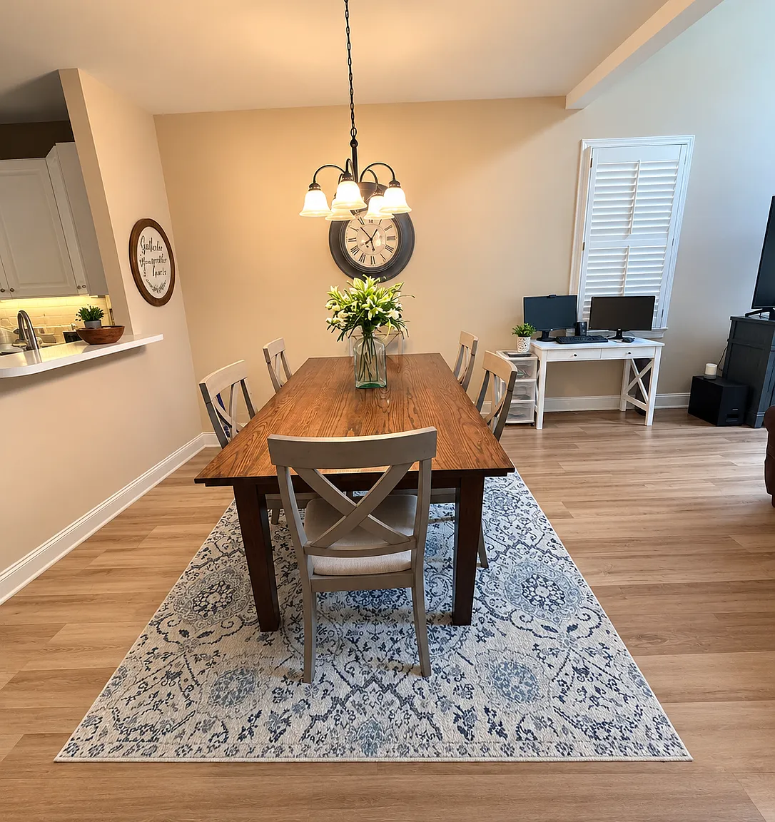 3 bed, 2.5 bath, 1672 sqft, $2,400 — Photo 4