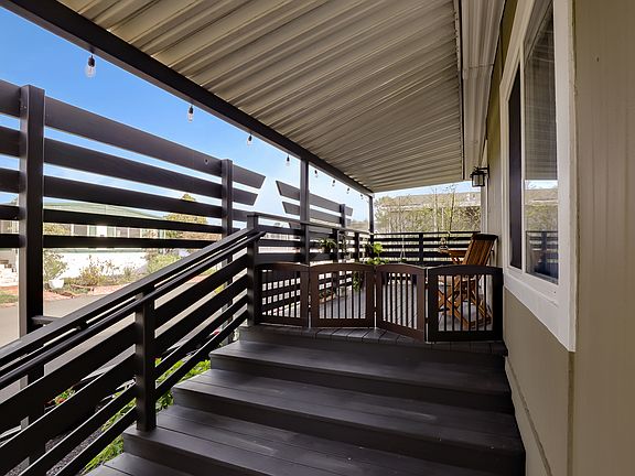 4th image of 11 Sea Breeze Dr #11