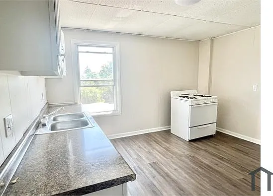 810 E Erie Ave #UP — Photo 1